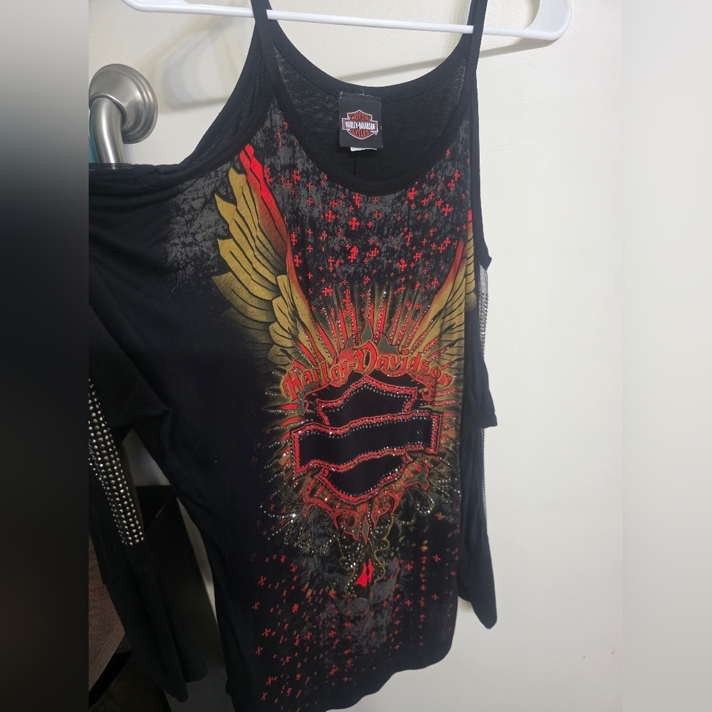 Harley-Davidson Black and Red Graphic Off The Shoulder Top
